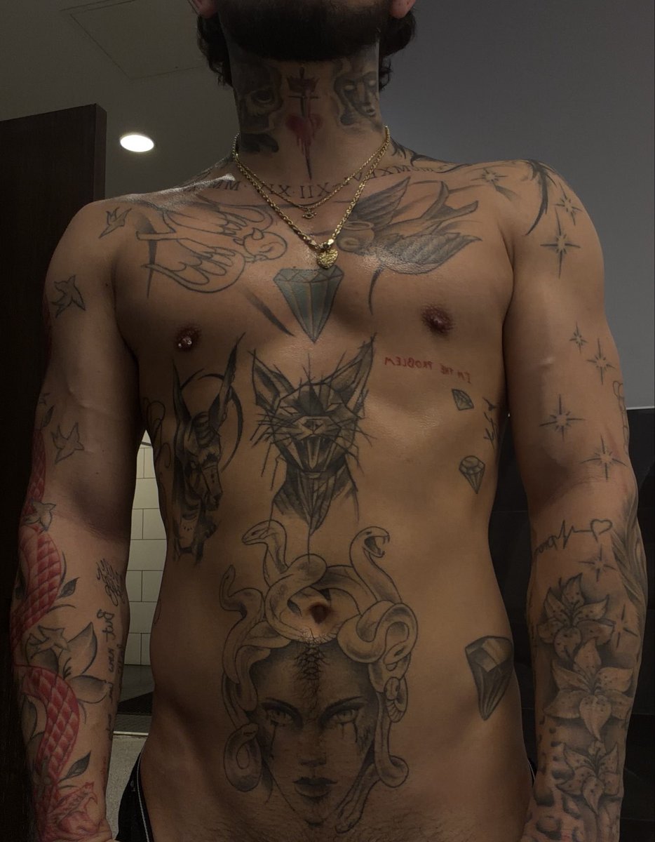 imyourdadd91's tweet photo. work me out next😉 https://t.co/dDTjxgUtWc