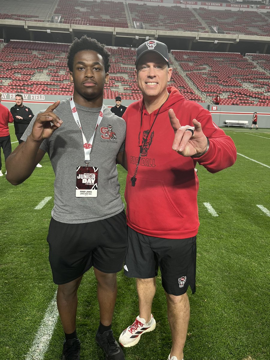 Randy James tweet media