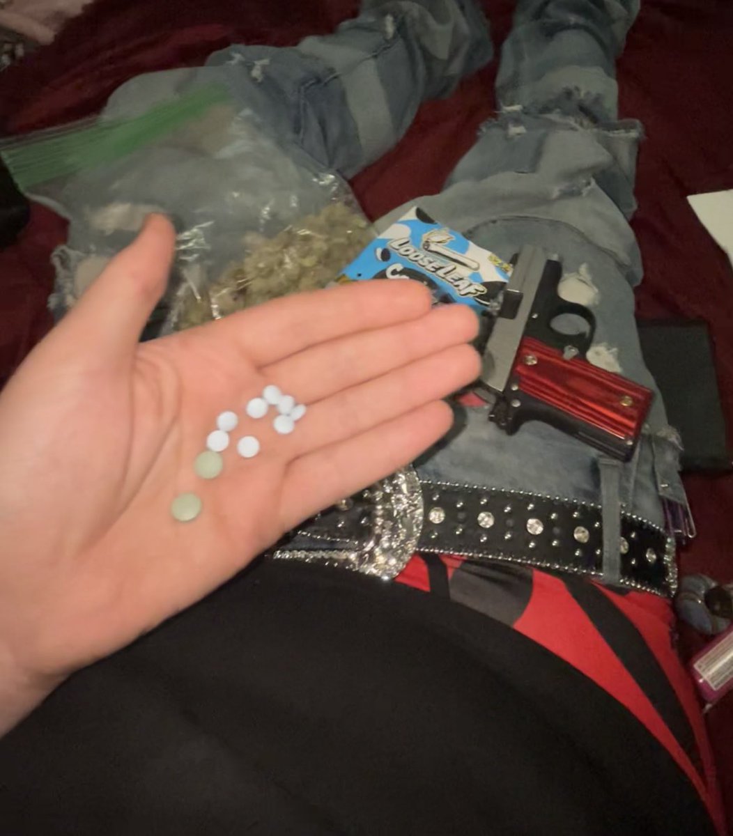 yezze🧟‍♂️ tweet media