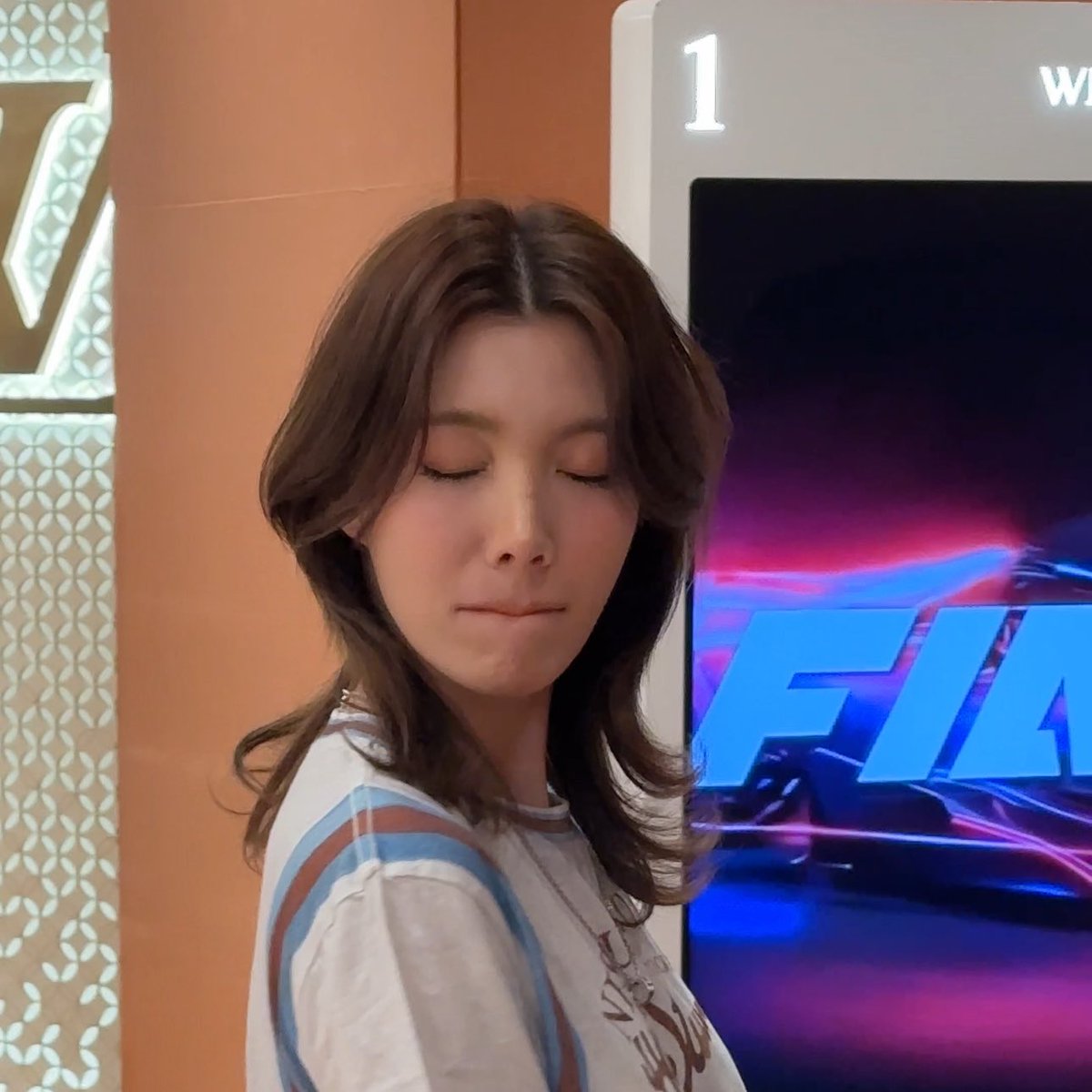 อารมณ์พี่ออมในแต่ละวัน: 📈📉📈📉📈📉📈📉