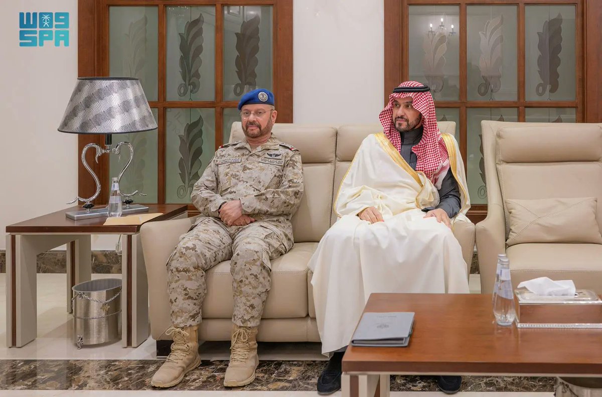 SPAregions's tweet photo. سمو وزير الدفاع يلتقي قائد قوات الدفاع قائد الجيش الباكستاني.
https://t.co/v0ZLqNX13i
#واس https://t.co/Tfs4auUt0T
