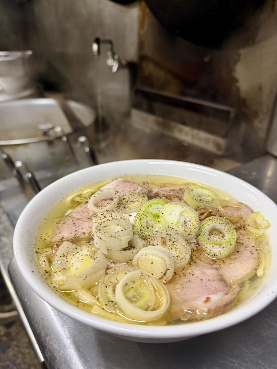 本日より池袋ホワイト始めます

まだの方、もう食べた方どちらも宜しくお願いします