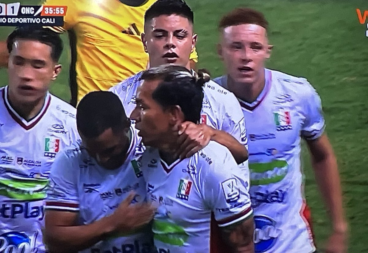 Dayro Moreno convierte gol por primera vez en el estadio Deportivo Cali tras 7 partidos jugados en este escenario con Once Caldas, Nacional y Bucaramanga

Con este estadio, son 24 los estadios diferentes en Colombia en donde Dayro marcó goles en Primera División de nuestro país.