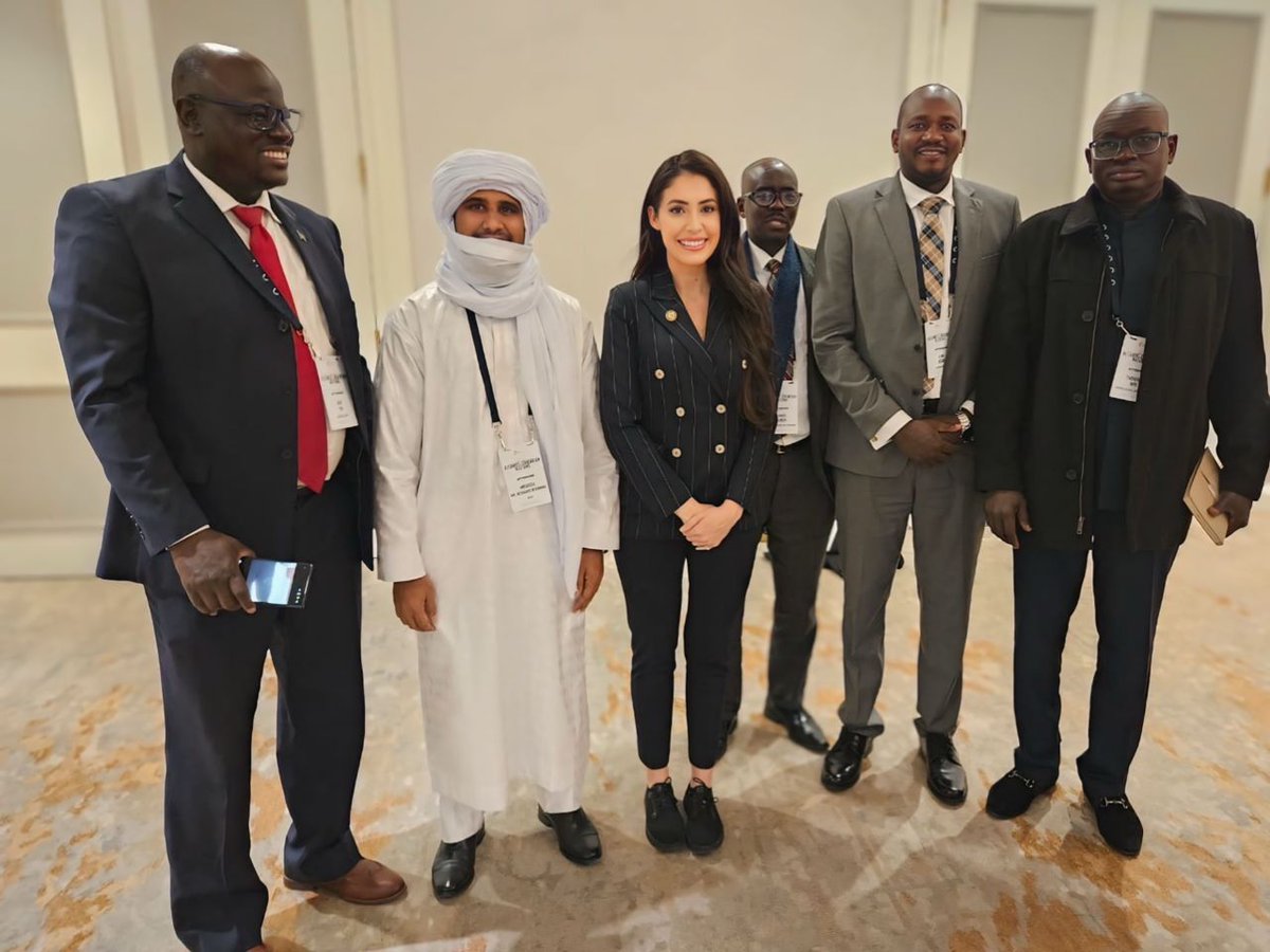 IlyasseAg241786's tweet image. L’#honorable_Moussa_Ag_Achagatmane a dignement représenté le #Sahel lors du premier #sommet de l’Alliance des Nations Souveraines à #Washington DC.