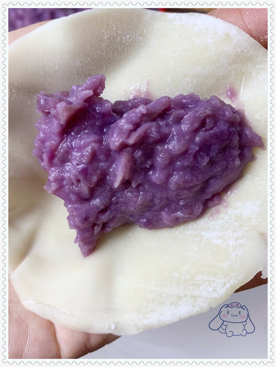 khiipha's tweet image. "Dust off flour, crack eggs, and bake joy—today’s small batch of lavender shortbread tastes like cozy Sundays.  #HomeBakingMagic #BakeWithHeart"