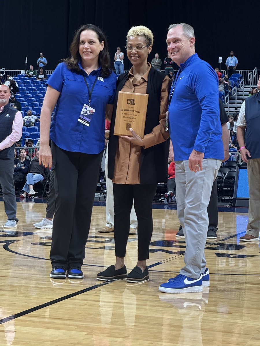 RyanGirlsBball's tweet photo. On the eve of our return to the 5A D1 championship, the Leader of the Lady Raiders was recognized as the 2024-2025 NFHS Sectional Coach of the Year in Girls Basketball. Coach Monesha Allen was named TX Coach of the Year at the state level &amp; our section of the country! https://t.co/LEfbzdAykR