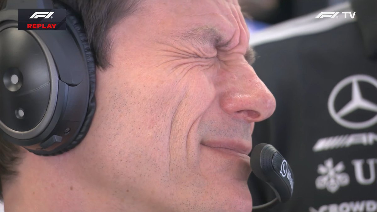 Toto siempre dando contenido para memes