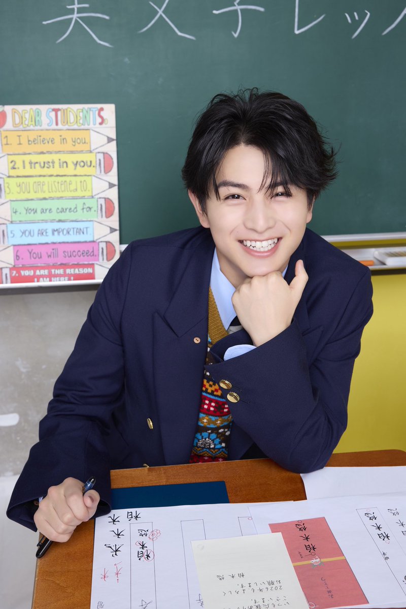 月テレ　柏木悠連載🍫🍊🍫柏木悠 1st写真集 19→20 10月15日発売！🍊🍫🍊 tweet media