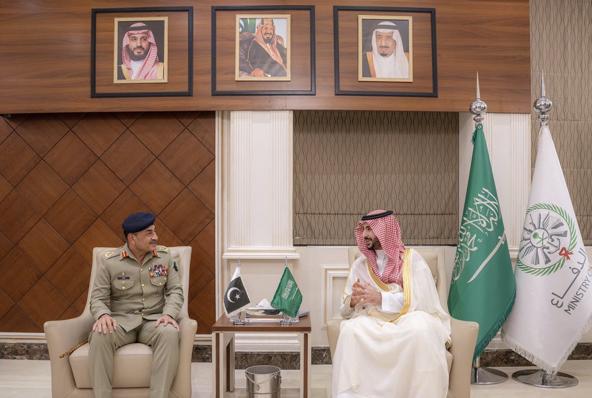 Pakistan's COAS Syed Asim Munir Meets Saudi Defense Minister Khalid bin Salman; Iran Threat Discussed