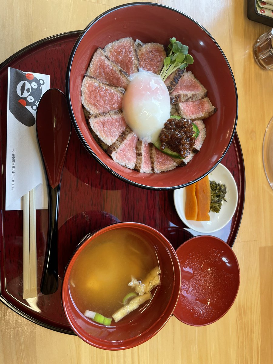 Alzervolice tweet media