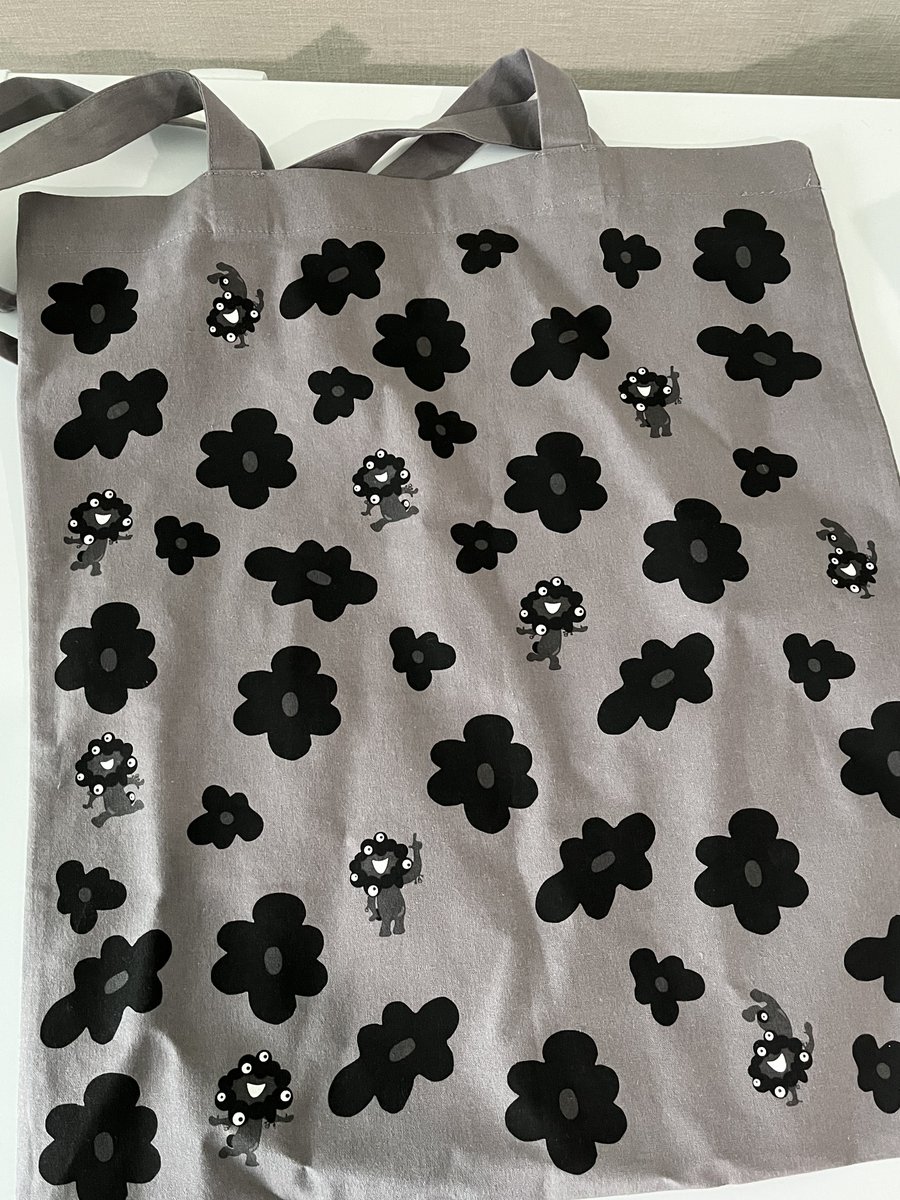 ミャクミャクと暮らすあずき tweet media