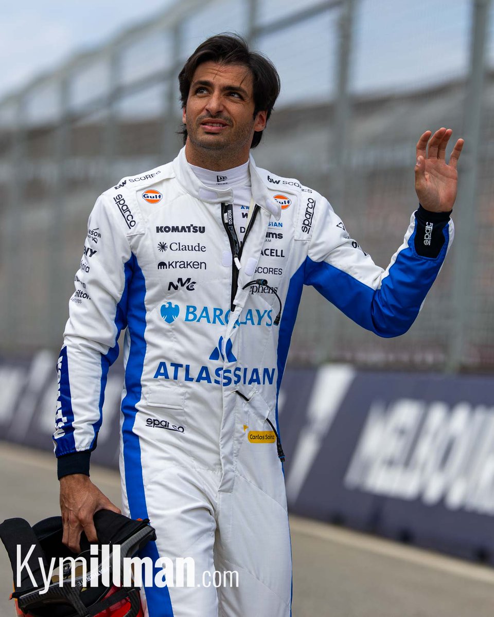 KymIllman's tweet image. CARLOS OUT IN FP3

Carlos walks back to the garage after an issue with his car saw him having to stop on track in FP3. 

#formulaone #ausgp #williams