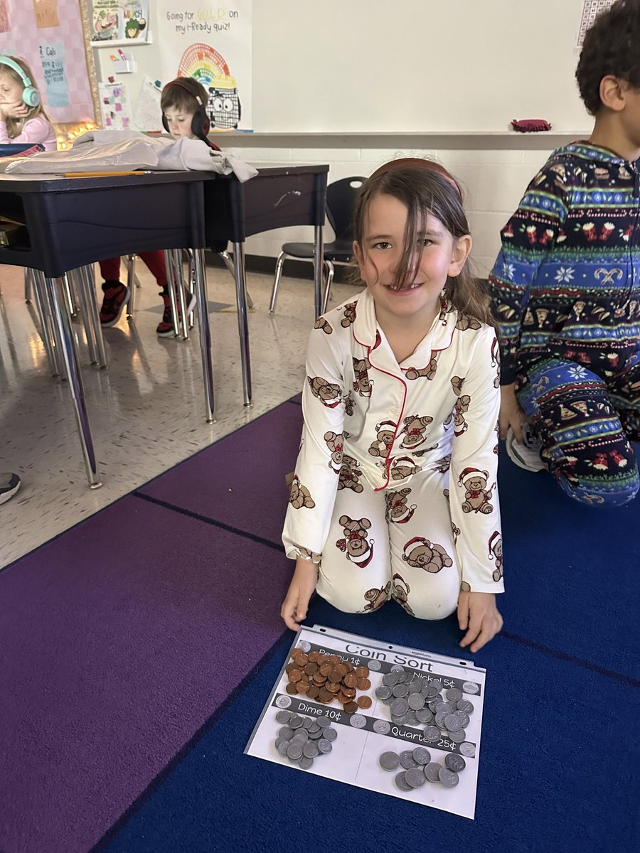 Mrs. Mueller tweet media