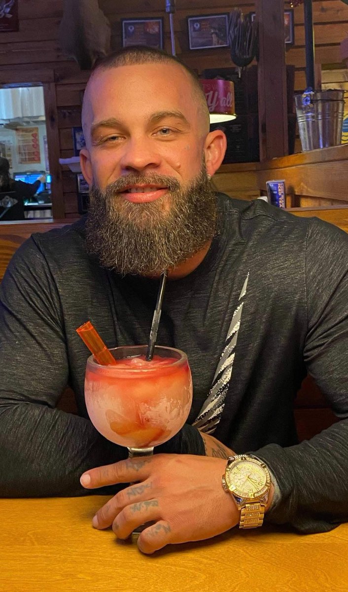 Mr PitBull tweet media