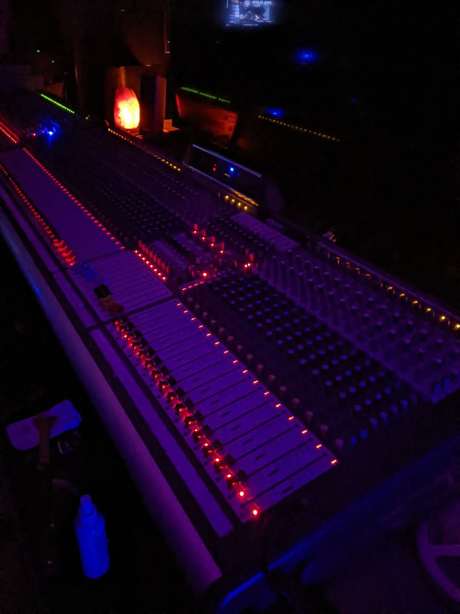 Ozzmak's tweet image. soundcloud.com/joze-ozzmak
#ozzmakmusic
#recording #recordingstudio
#analog #digital