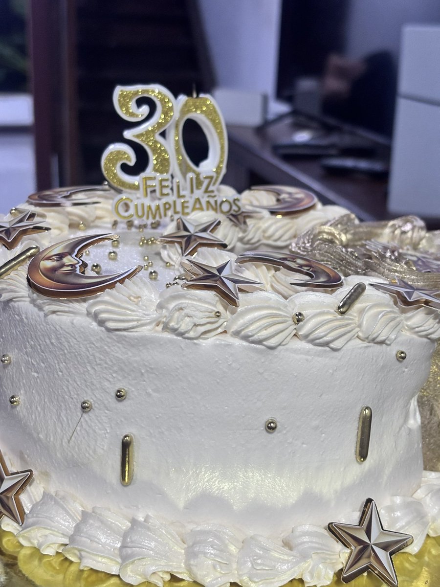 Ally-Seraphine main tweet media