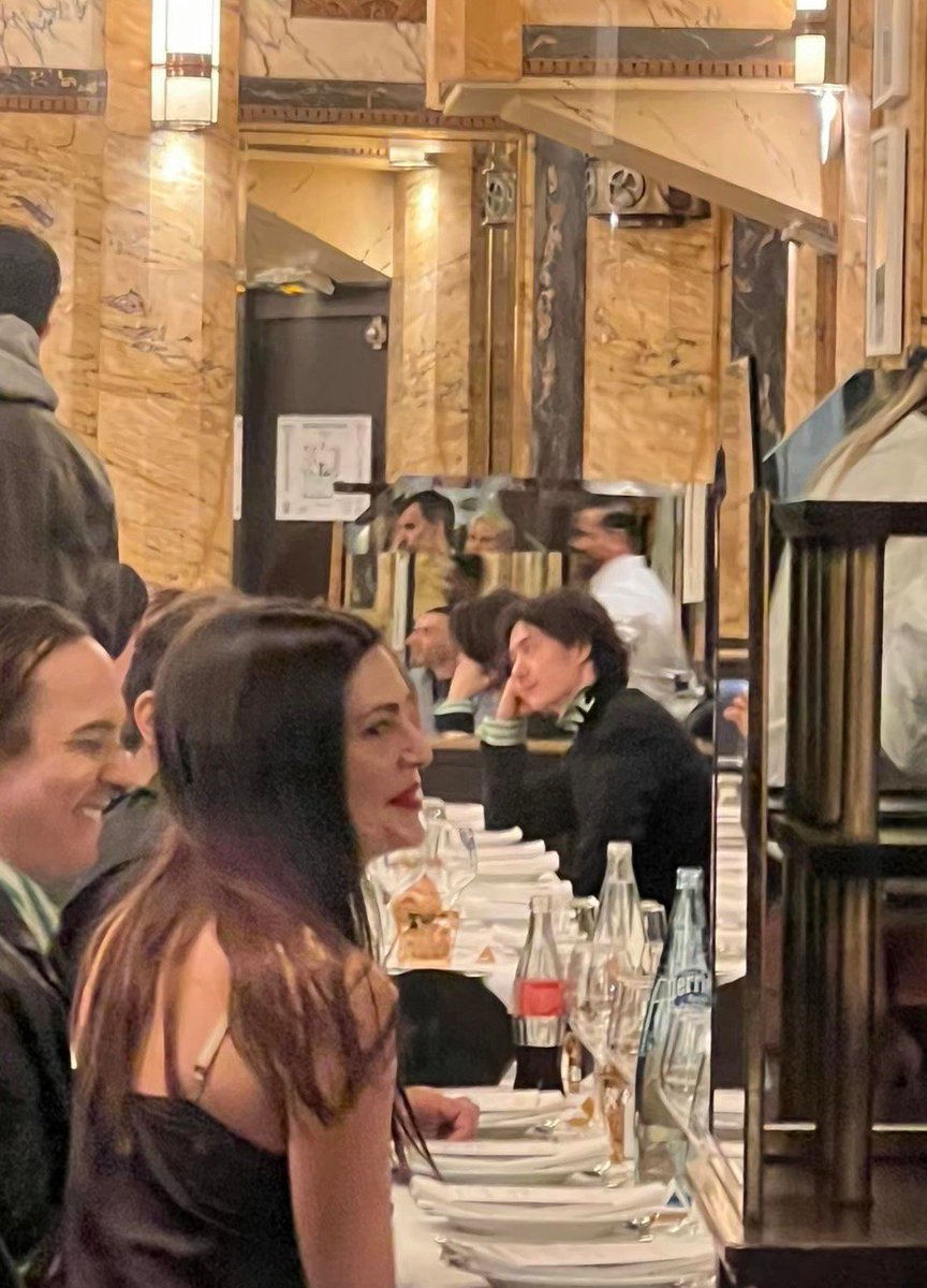yiboglobal1's tweet photo. Global Brand Ambassador #WangYibo spotted at the LOEWE dinner in Paris following the #LOEWEFW26 show.

Photos and videos capture his effortless presence as he joins the celebration after the runway presentation, bringing his signature style and charisma to the evening. ✨

WANG YIBO LOEWE PFW 2026
#WangYiboxLoeweFW26