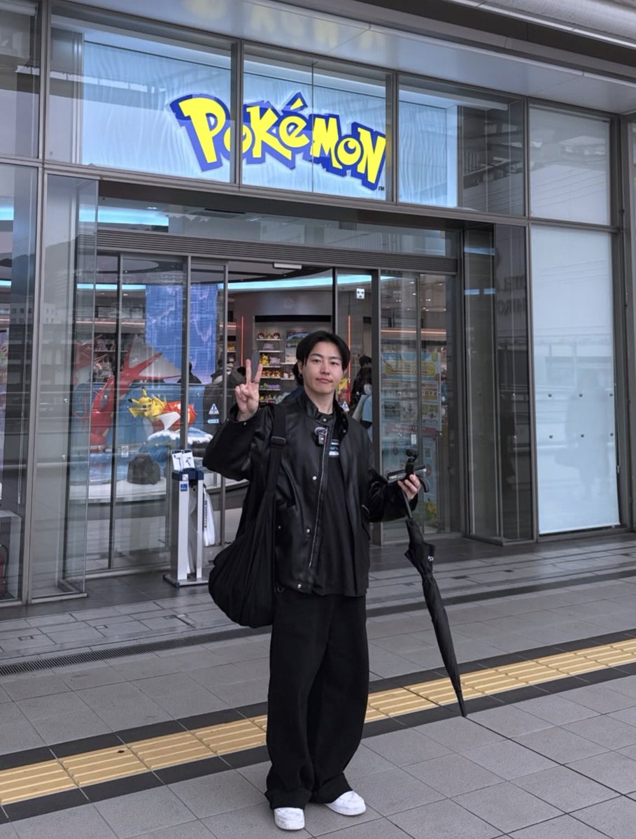 사진 잔뜩 찍어온거 너무 기특함......