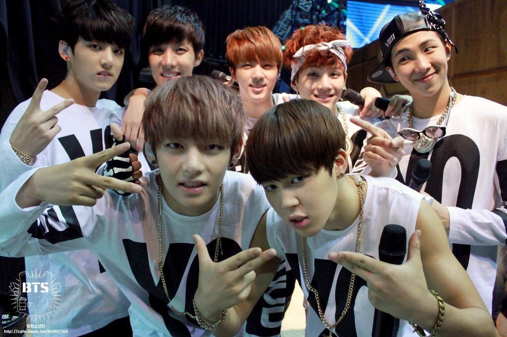 DINÁMICA DE STREAM ‼️
#JourneyToArirang

El día de hoy le corresponde a Dark &amp; Wild. 

• Muestra tu canción fav del álbum.
• Foto ot7.
• Etiqueta a 7 mutis.
<a href="/tetelittlee/">yan/ busco boleto❗️</a> <a href="/liab8y/">gaby</a> <a href="/dvaxbtg/">reg |-/ OUT OF LOVE MIA</a> <a href="/devastamiento/">vicc</a> <a href="/Alilvsbts/">Ali VERÁ A BTS 🇲🇽</a> <a href="/suunbeea/">bee</a> <a href="/crumblggukie/">loo 🧸𝜗ৎ OT7</a>