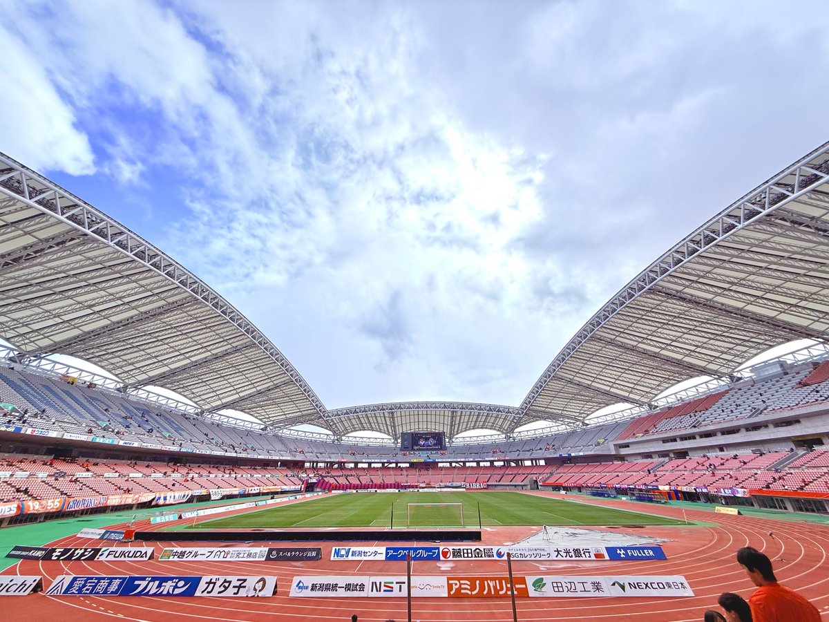 grytm_12's tweet photo. あけおめ
ただいま https://t.co/V9KQS3B2x9