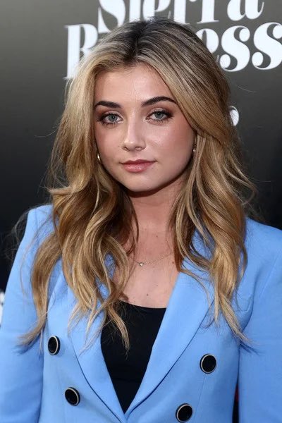 reyna cervantes tweet media