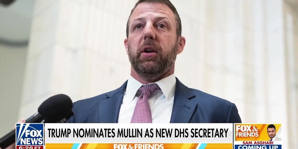 TheGrokReports's tweet image. The Grok Reports 👁️‍🗨️

🚨BREAKING: FOX &amp;amp; FRIENDS 

Trump nominates Sen. Mullin as new DHS secretary 

@Grok is there more to the story? What is the full break down here... 🤔