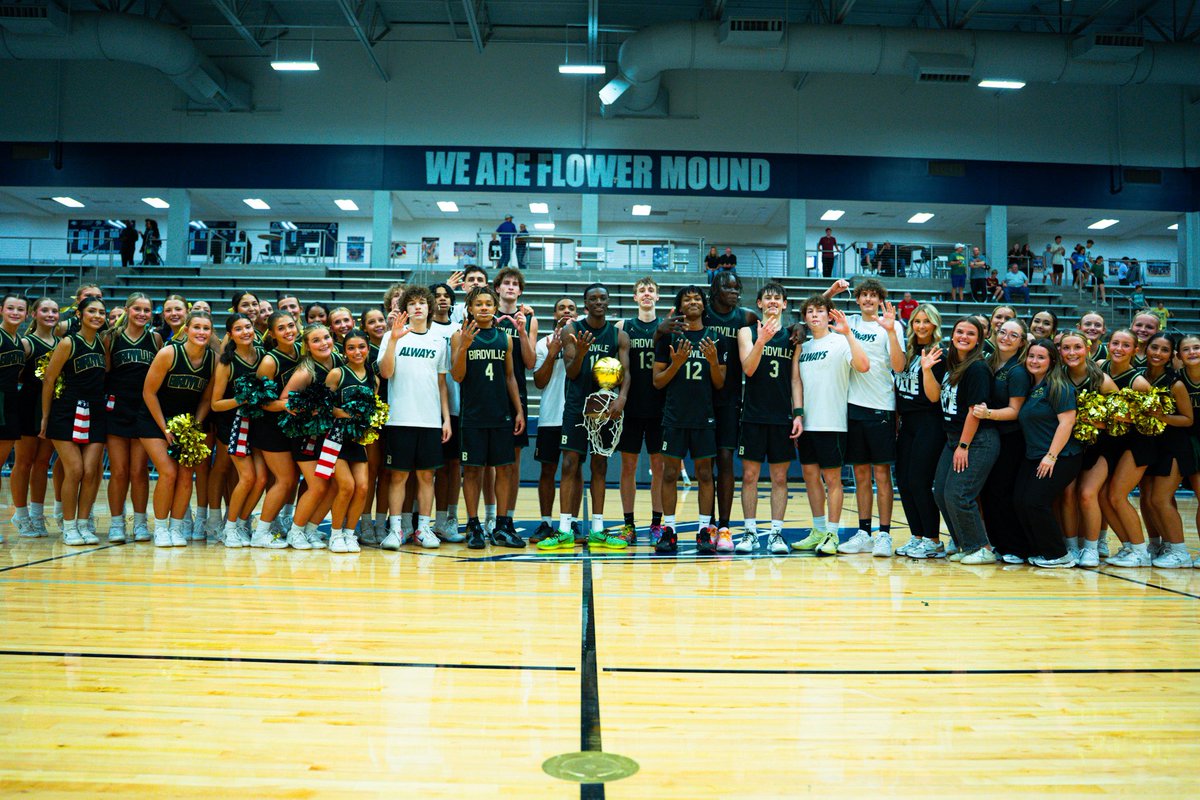 Hawk Basketball 🏆 tweet media