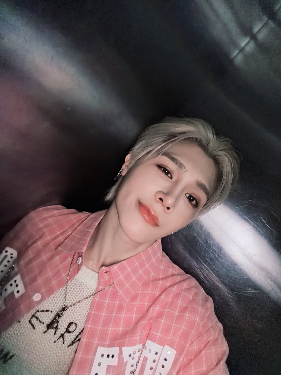 Chengdu Ni hao 😎

PEAT FANSIGN IN CHENGDU
#PeatMeetingAgainIsDestinedInChengdu