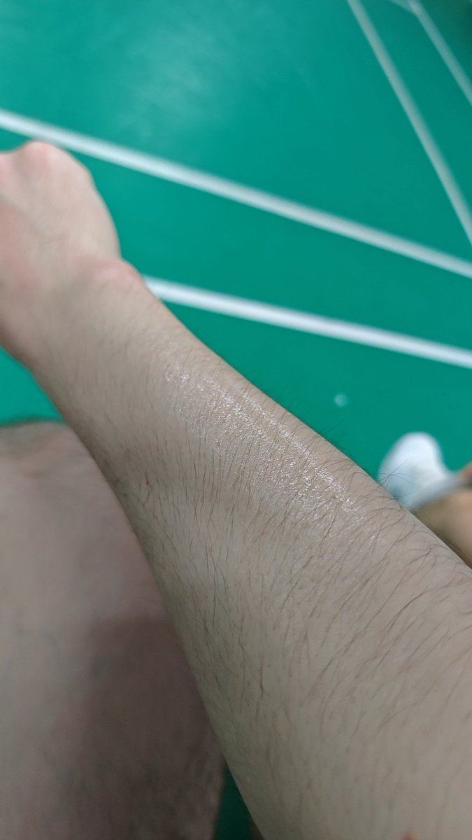 LAY_阿壹 tweet media