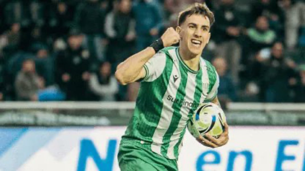 Venga
Hágase hombre
Triunfe
Acá jamás tendrá que pedir aliento

Un club grande lo espera