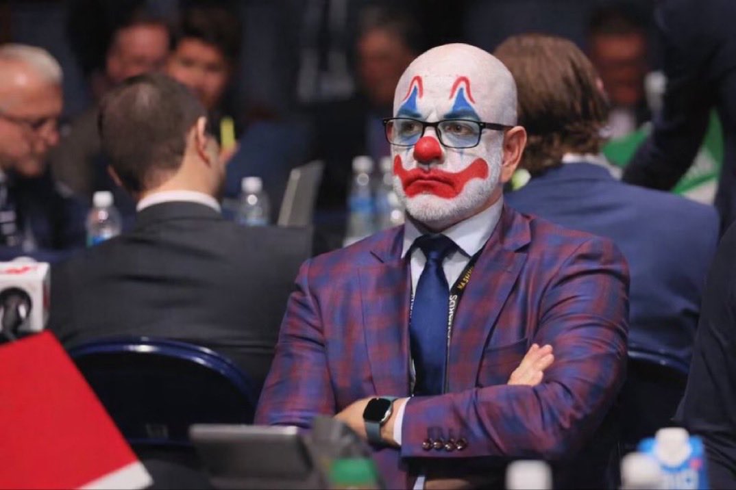 Puckhog21 tweet media