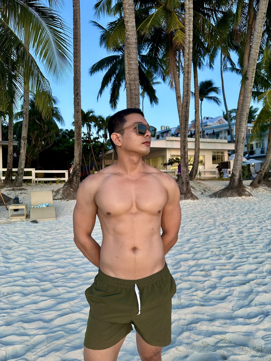 Seeeyyy169's tweet photo. Boracay ‘26 https://t.co/Z3FjLK8zFG