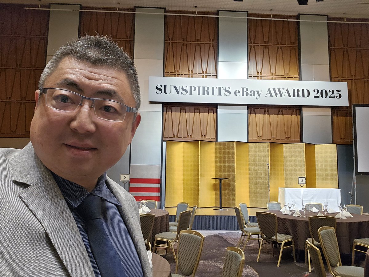 sun_spirits's tweet photo. 今日は弊社ビジネススクールの総決算。
2025年度のアワード表彰式です。
うちのコミュニティで、一番稼いだのは誰なのかが決まる日。
楽しみですね~~~~
今日はイベントも盛りだくさんで、盛り上げますよ~~~ https://t.co/ny18tVr849
