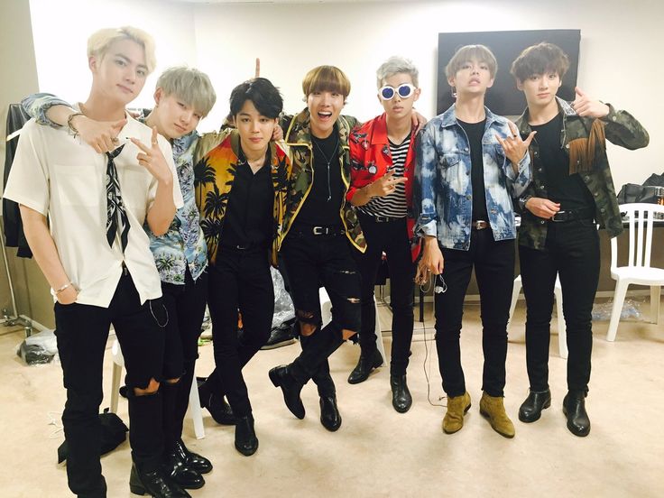 DINÁMICA DE STREAM ‼️
#JourneyToArirang

El día de hoy le corresponde a Dark &amp; Wild. 
• Muestra tu canción fav del álbum.
• Foto ot7.
• Etiqueta a 7 mutis.
<a href="/ninigip/">Nini ⋆VERÁ A BTS SÍ O SÍ 🇲🇽 ⋆</a> <a href="/jinxedacee/">ace⁷</a> 
q lamentable esto necesito mutis armys