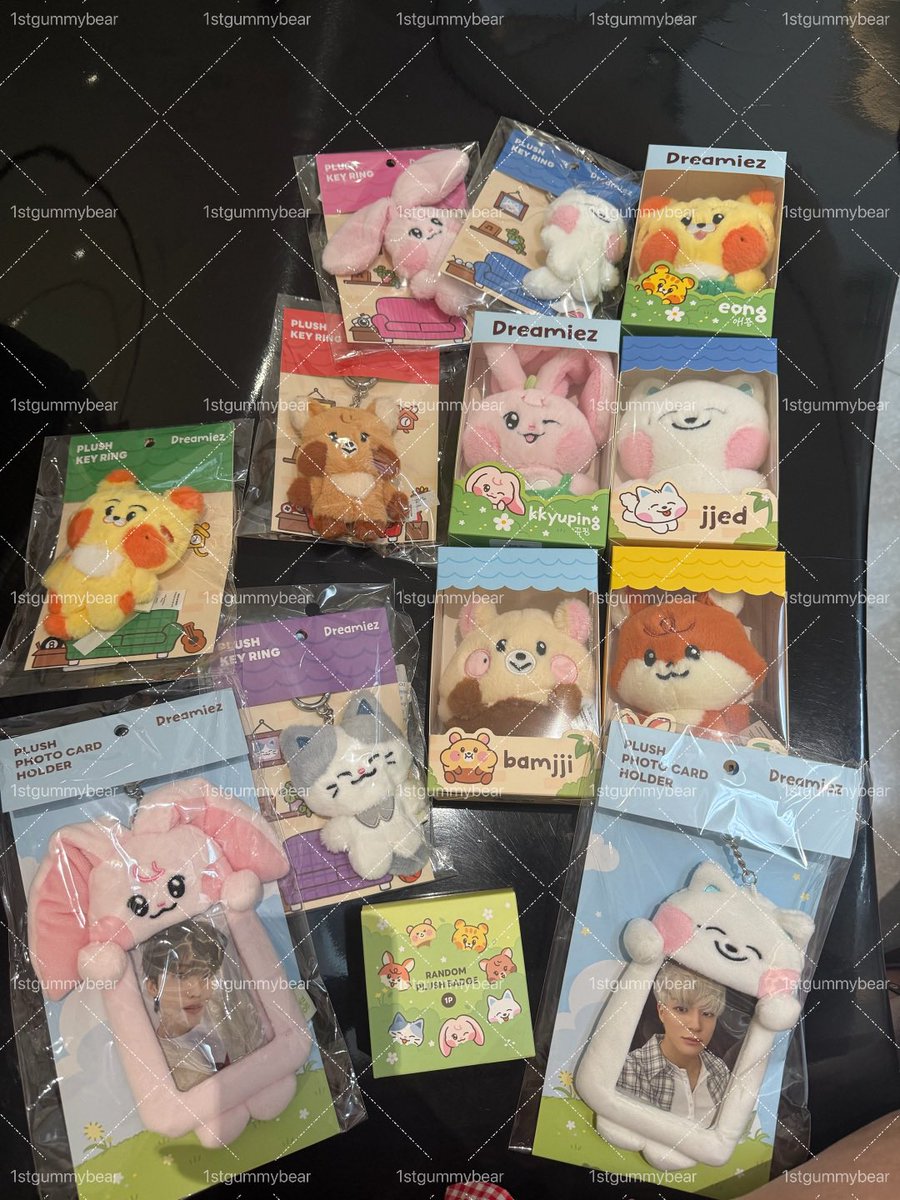 เราไปซื้อของตัวเองด้วย เปิดรับหิ้วเหมือนเดิมม 🛍️🛒

📍date 14/3 round 13.40 - 14.10

เดี๋ยวมาลงลิสต์ที่เปิดรับนะคะ 

#ตลาดนัดnctdream 
#Dreamiez_POPUP #SweetDreamiez