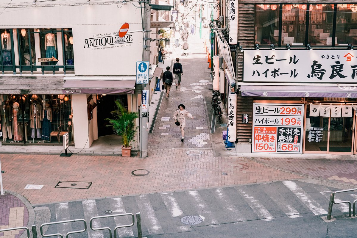 Tone kaya gini ada yang suka engga?
kalu suka boleh langsung dicoba Hehe

Yang mau presetnya langsung follow, repost, komen dan jangan lupa dm ya biar engga kelewat.

Gratis! Jangan telat 🤏🏻