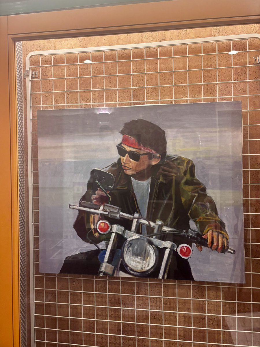 おにつかさん tweet media