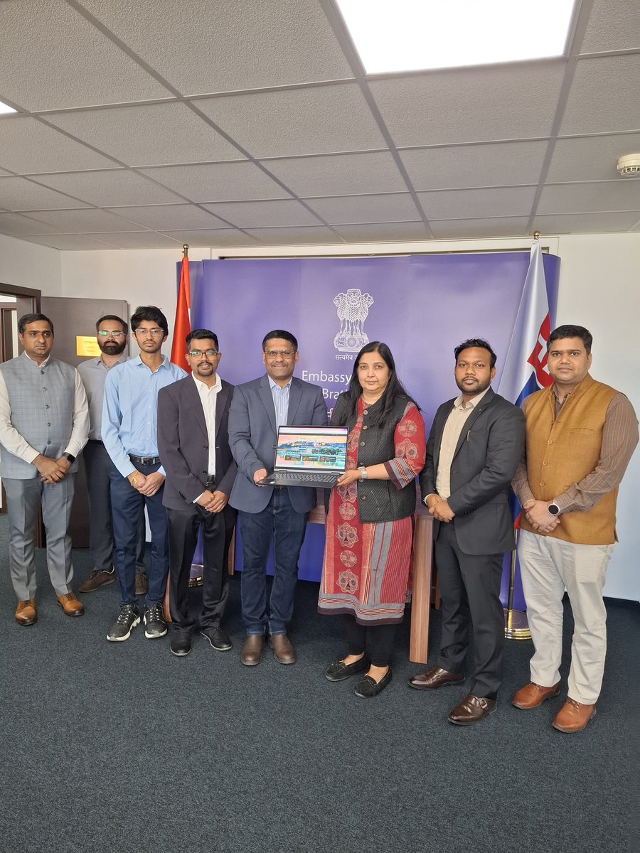 India in Slovakia tweet media