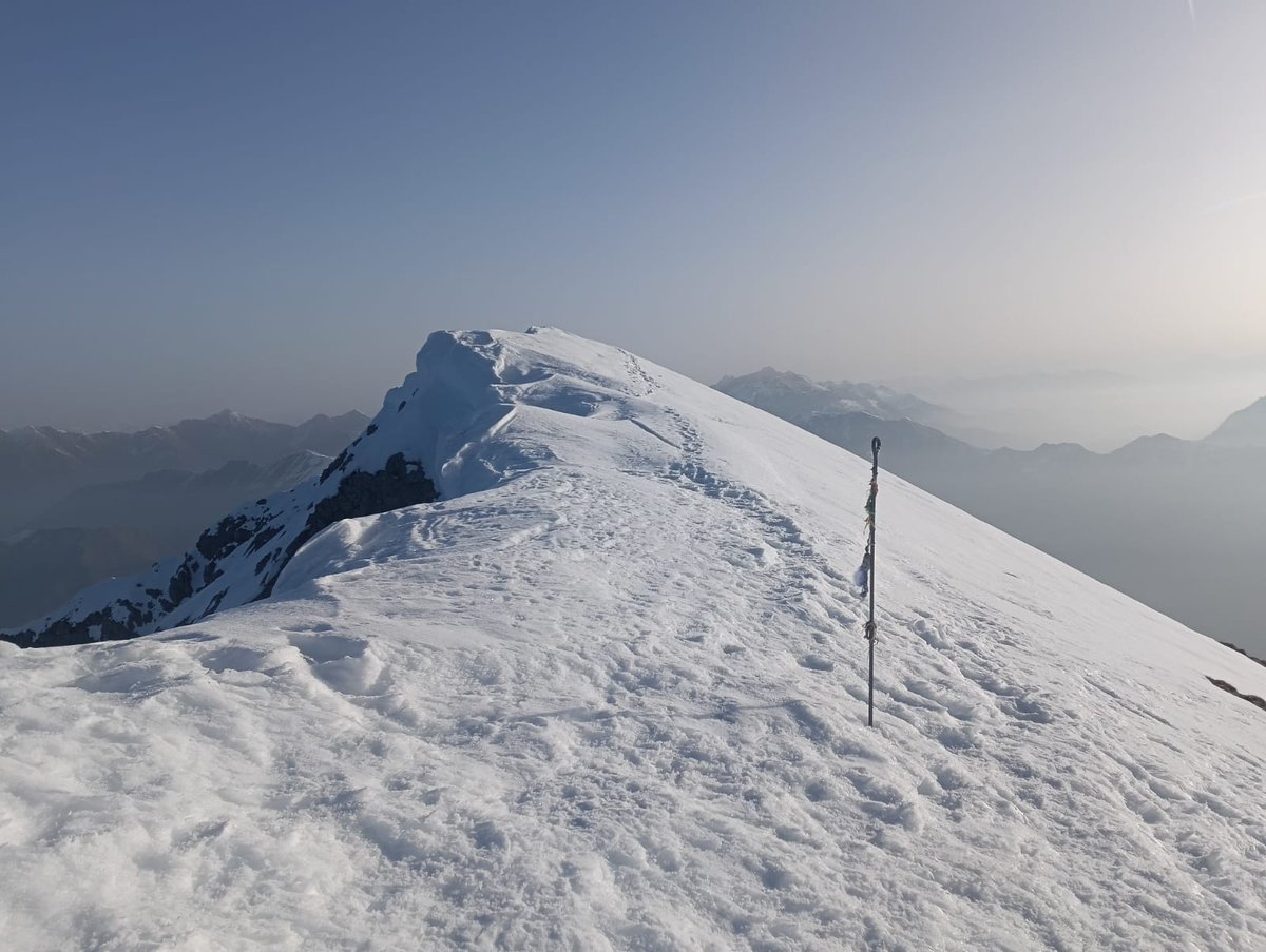 Saliinvetta's tweet photo. ๐ธFOTO LIVE
๐Rifugio Brioschi e Vetta della Grigna Settentrionale, LIVE DI QUESTA MATTINA ๐
๐Qui trovate tutti i dettagli del Rifugio :
https://t.co/9yfKtjPnX7
#rifugiobrioschi #grigna #grignone #valsassina #view #montagna #alpinismo #fotomontagna https://t.co/ICKTQa523d
