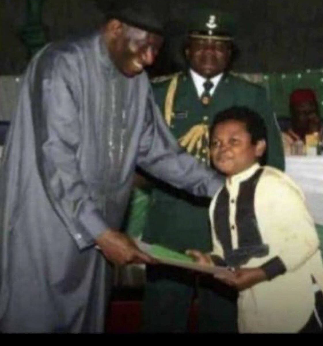 underrated tweet media