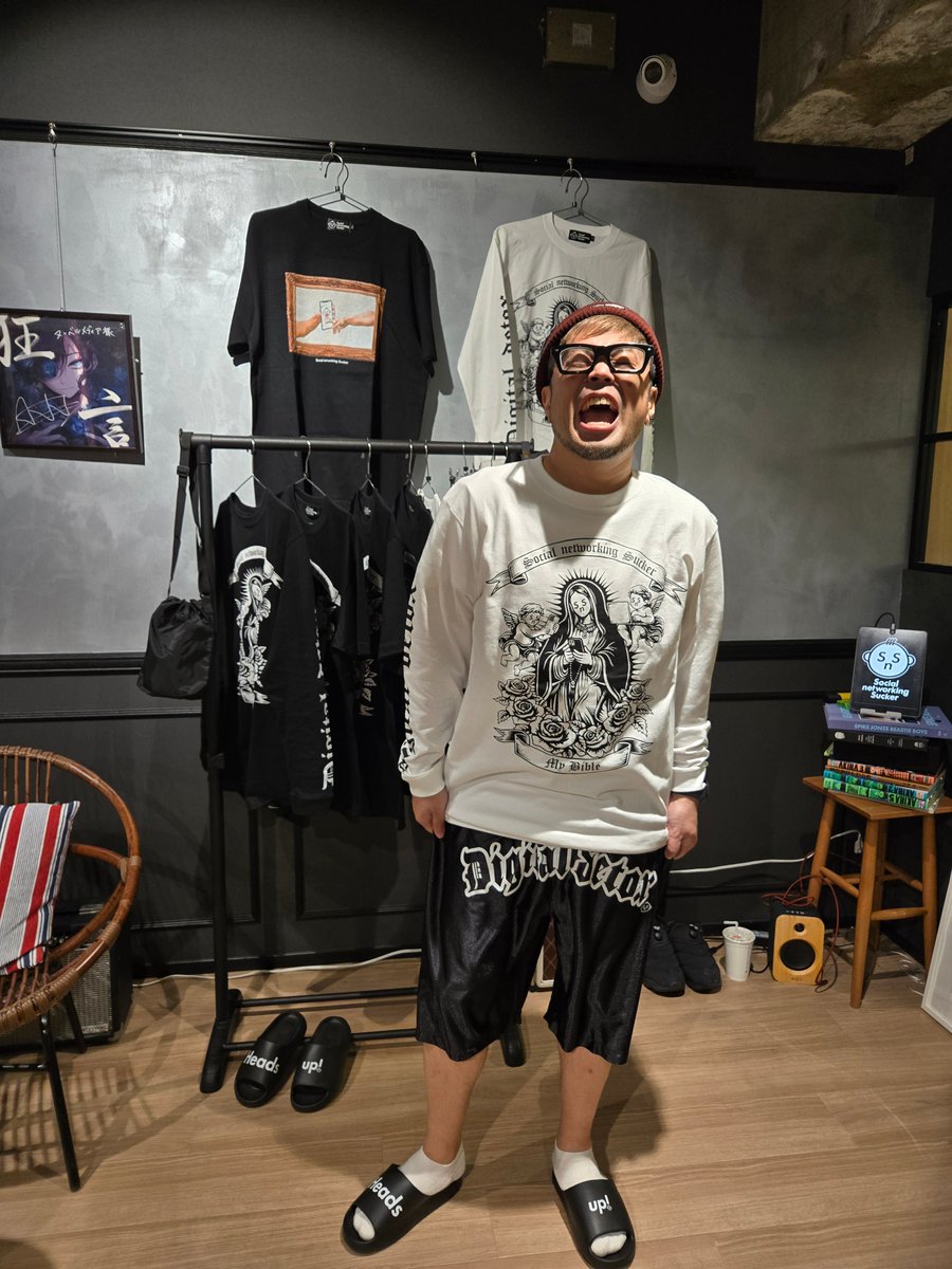 danchonogod's tweet photo. バスパンを作ってみたかったんです。
ランニングやジム、フェスでダイブする人におすすめ🤘 https://t.co/GxPNpe3Dvg