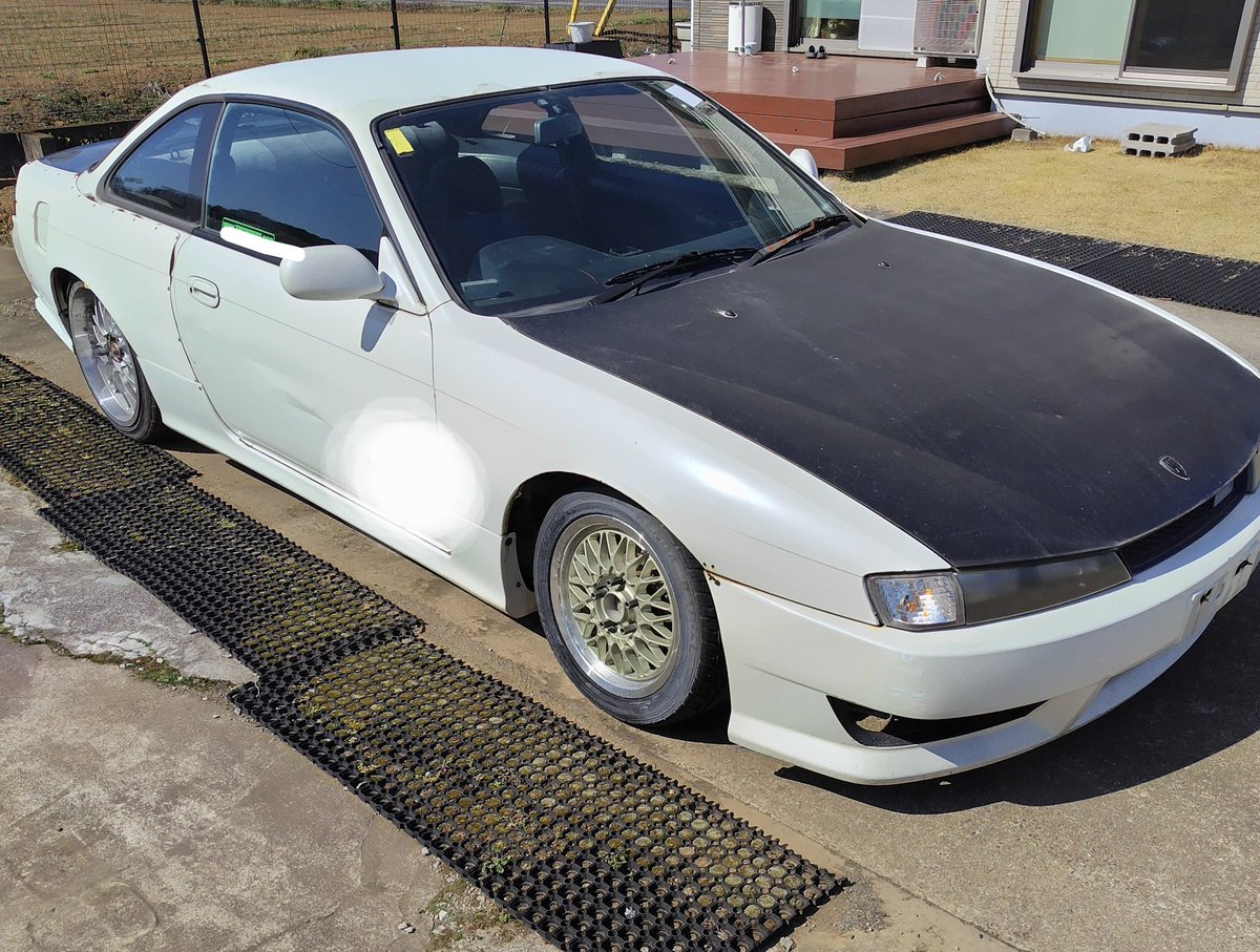 しつあワス tweet media