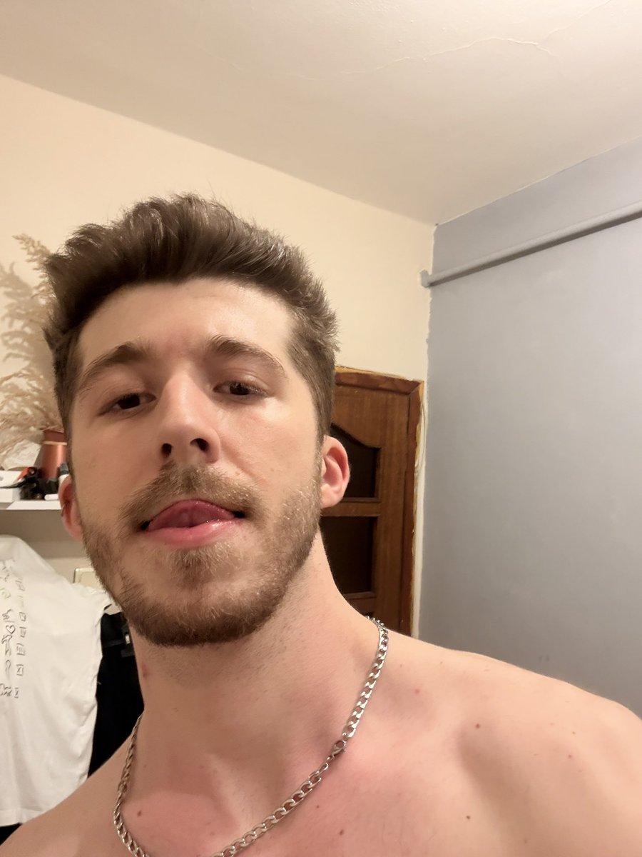 emirtocko tweet media