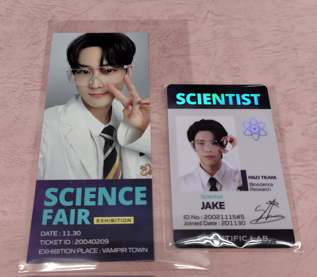 ENHYPEN WORLD 科学者 スペシャル ヒスン ENHYPEN WORLD ヒスン SCIENTIST スペシャル ver. ENHYPEN WORLD 交換