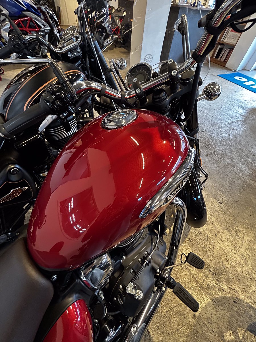 ロイヤルエンフィールド湘南WEST tweet media