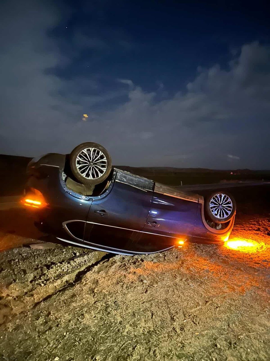 İnci Caps tweet media