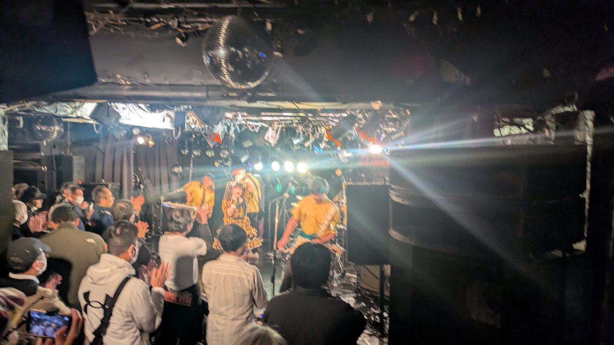 PINROTA&amp;MOECHAN、しもんくん生誕あリがとうございました〜！！
大ボリューム、楽しかった！イヴにゃんとも久々に対バンできてよかった🎀
次のピンロタは3/15 18:00〜今日来た人全員来てください！！

Candy
Nee...

東京（仮）
ワンルームパーティ
小さな世界
君のいる町
快楽論
指切り
ハートビート