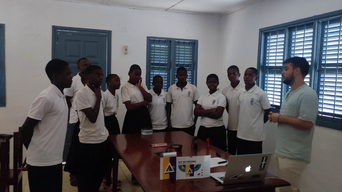 Kit de Fresnel tweet media