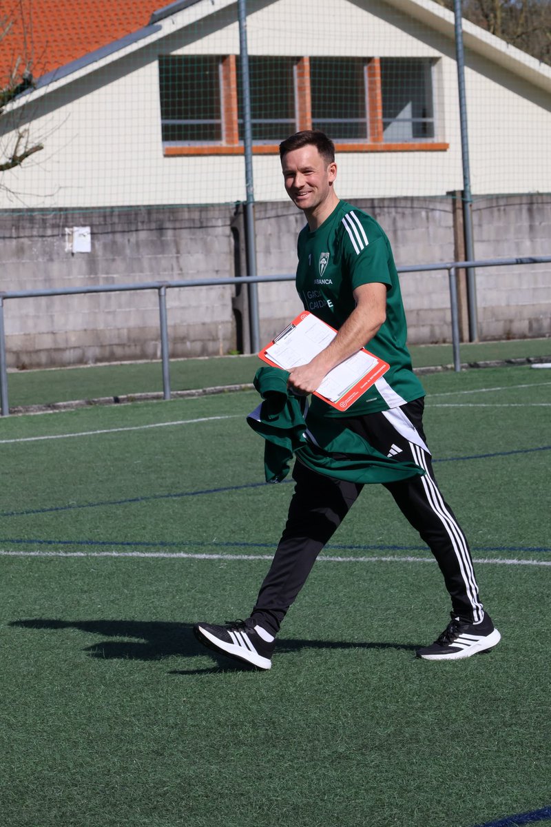 Simon Goodey tweet media