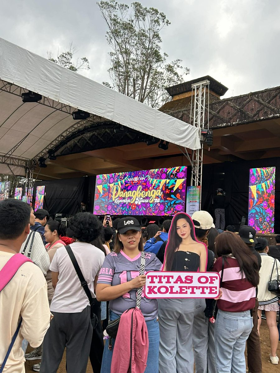 TITASofKOLETTE's tweet photo. As cute as our group name 'MoonTitas' is, the MoonTitas themselves are even cuter.

KOLETTE SA PANAGBENGA https://t.co/WNpj75O59Z